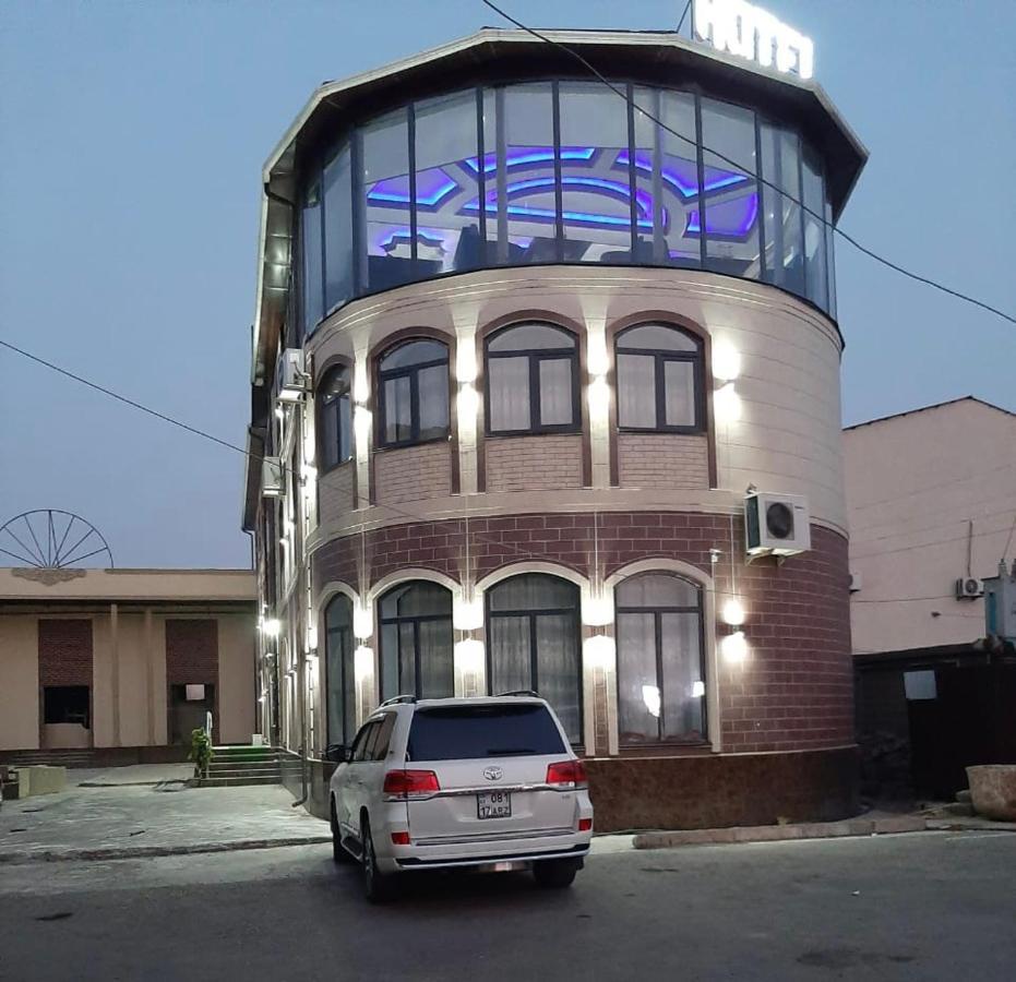 Emir Plaza Hotel Turkistan Buitenkant foto