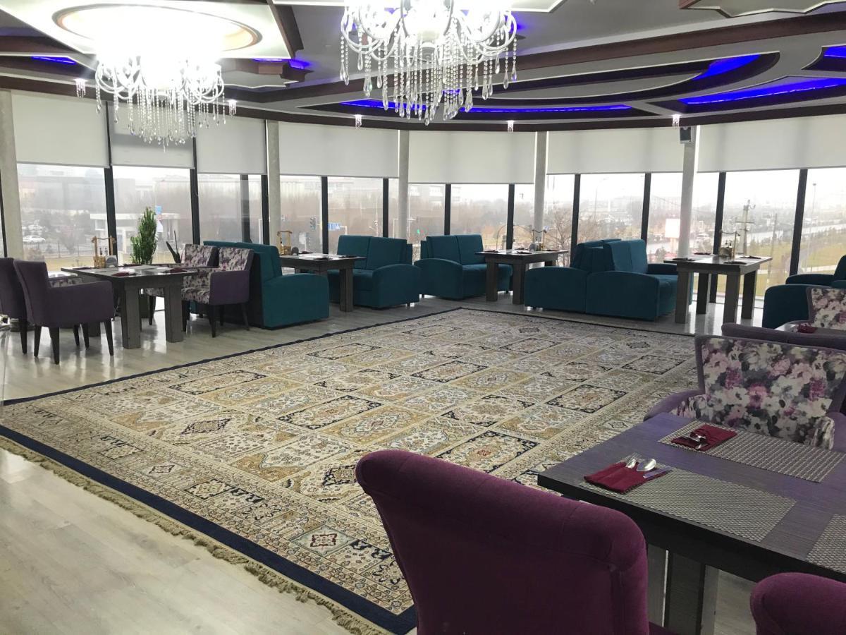 Emir Plaza Hotel Turkistan Buitenkant foto