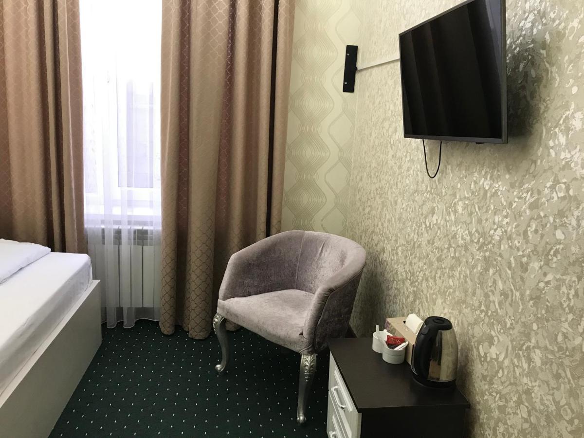 Emir Plaza Hotel Turkistan Buitenkant foto