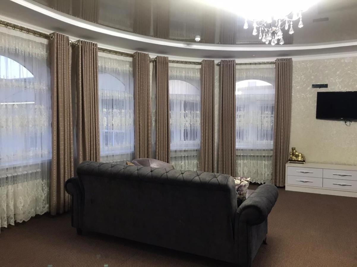 Emir Plaza Hotel Turkistan Buitenkant foto